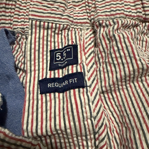 Chubbies 5.5” Seersucker Elastic Waistband Striped Shorts - Picture 8 of 8